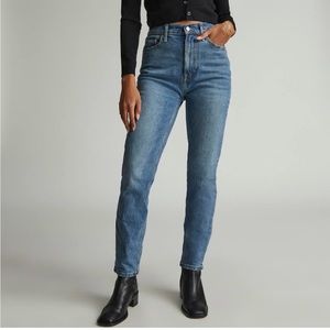 Everlane 90s Cheeky Jean Midwash